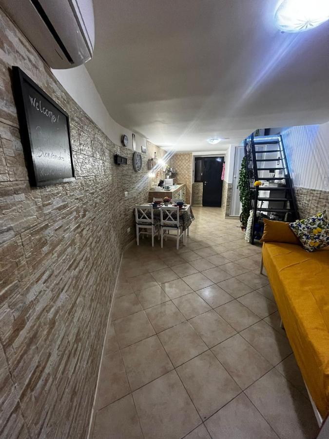 On Ciro Central House Napoli Eksteriør bilde